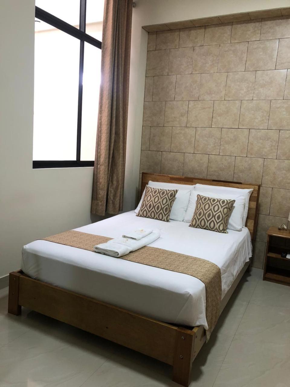 69 Aparthotel 2*