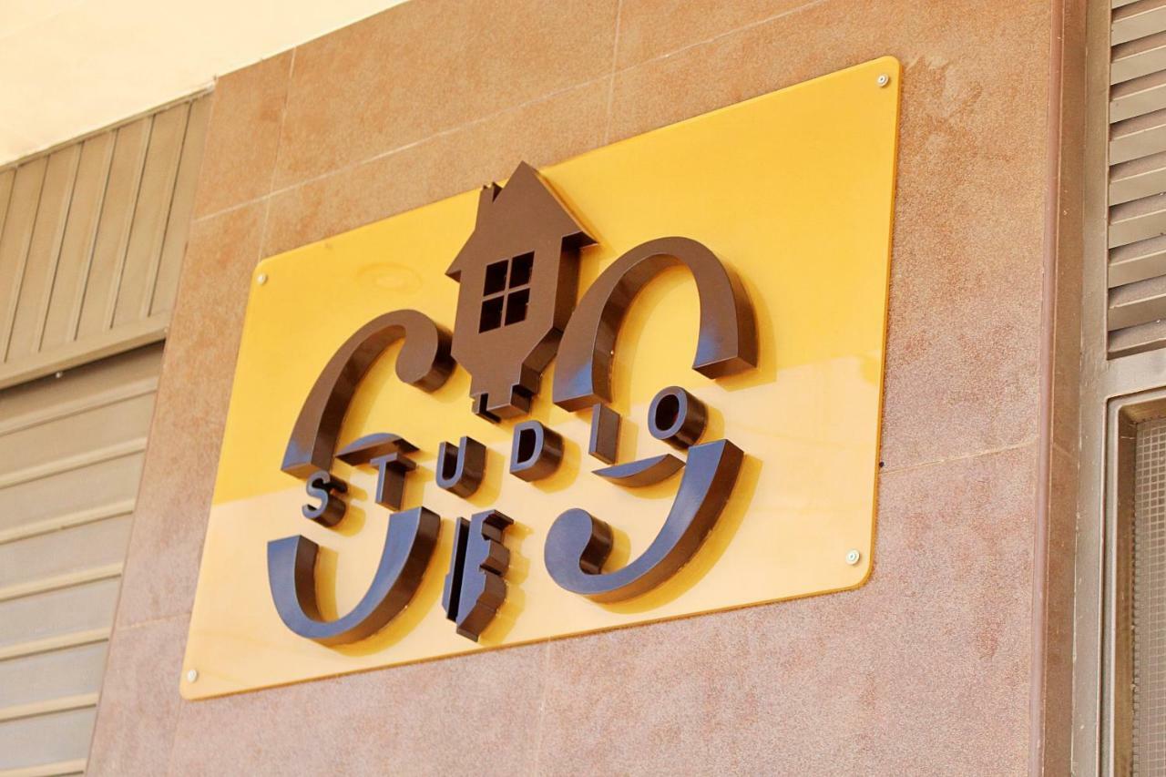 69 Aparthotel 2*
